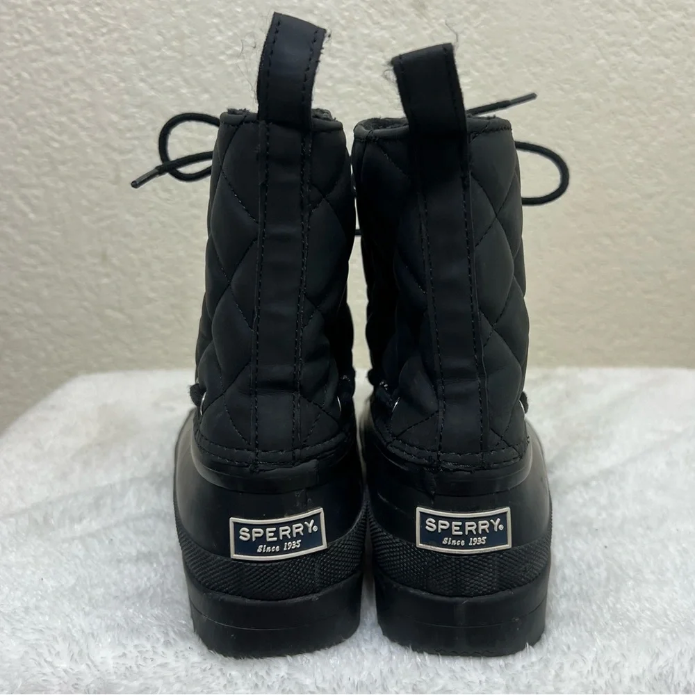 Sperry quilted waterproof